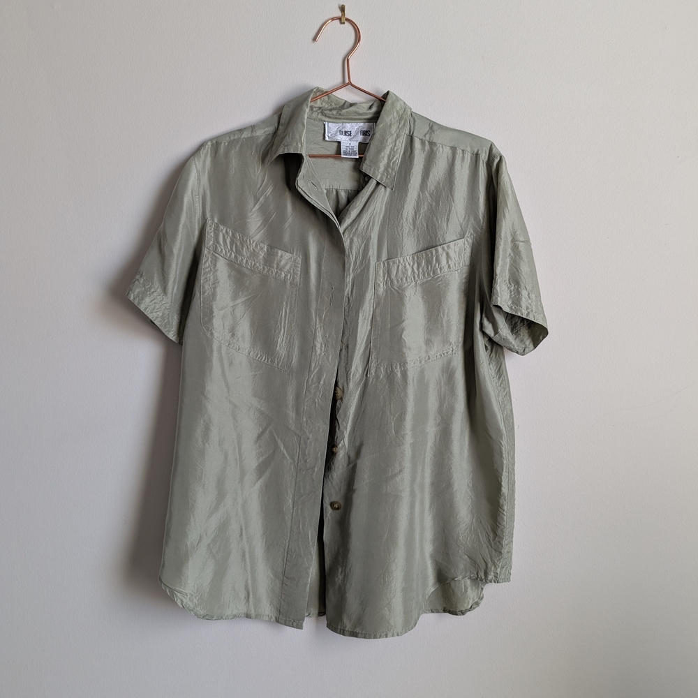 100% Silk Casual Button-Down Short Sleeve Shirt - Sage Green